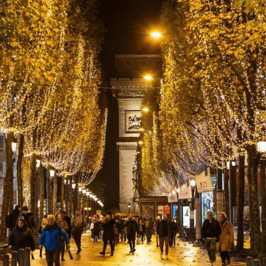 SHOPPING DE NOËL SUR LES CHAMPS-ELYSÉES PARIS