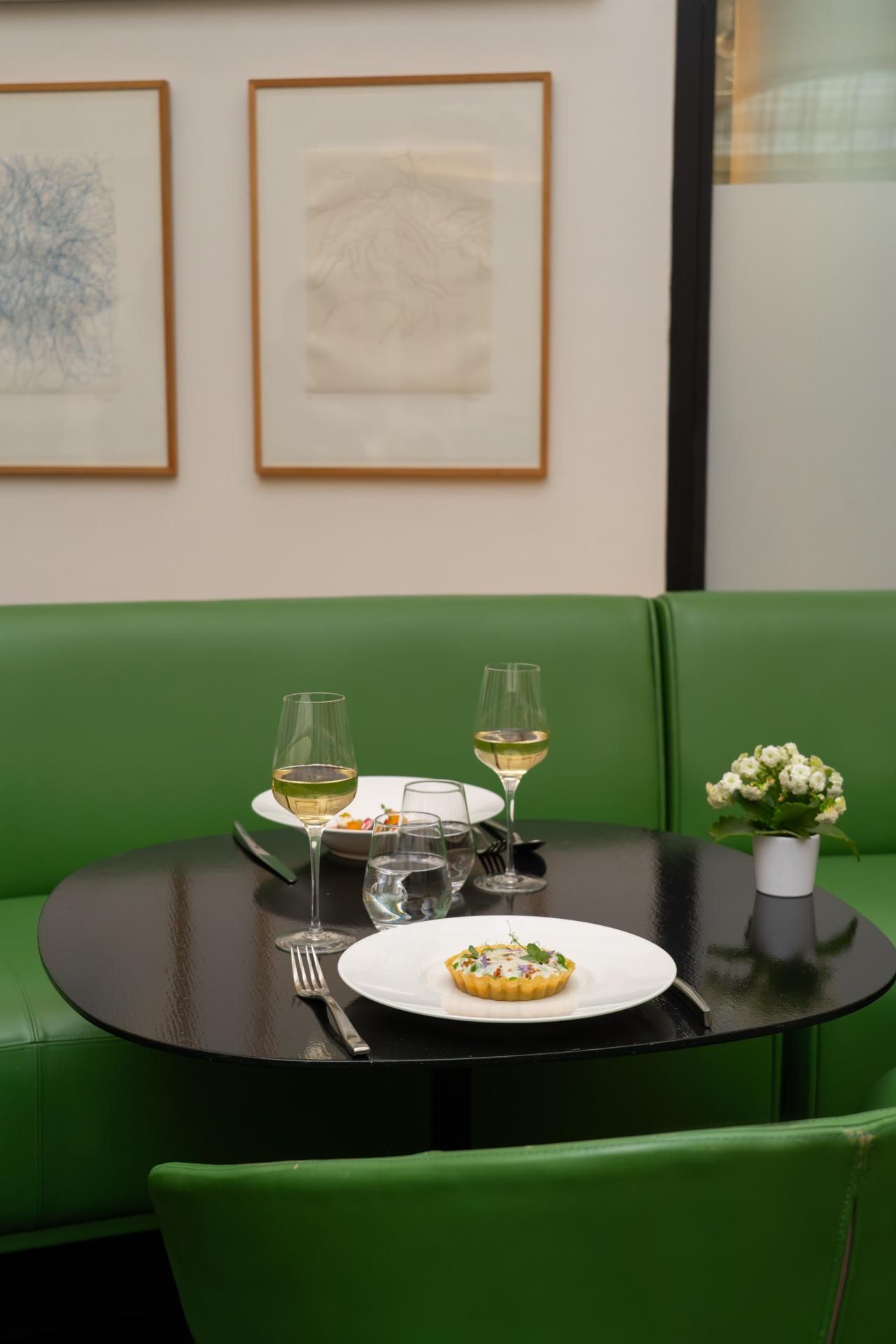 Hôtel Vernet - Restaurant Le V